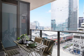 A Cozy 2BR Apt Next to Southern Cross FREE Parking